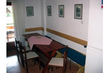 Slovenija Privát Ukanc, Eksterier